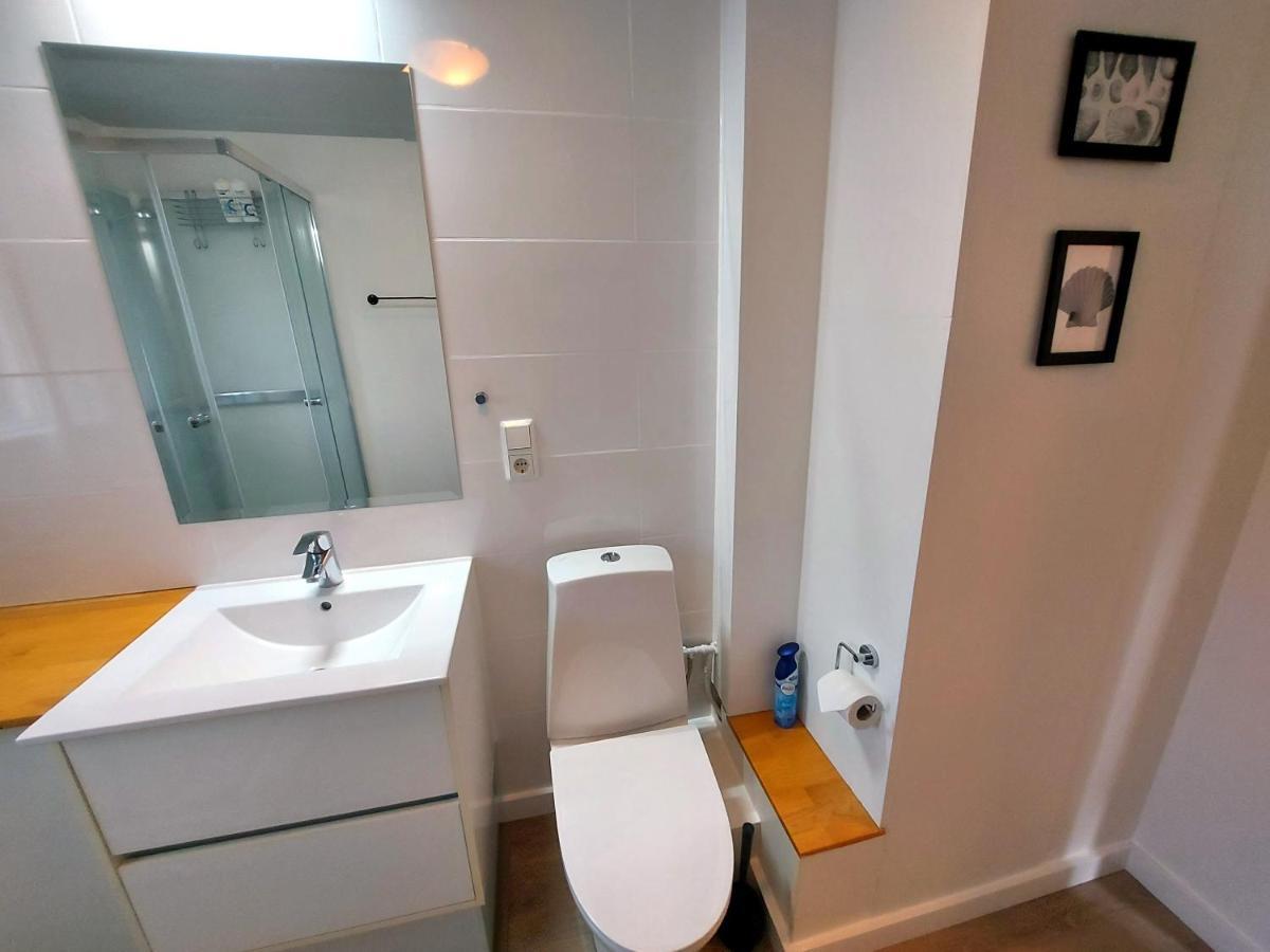 B&B Rooms Husavik 1 Buitenkant foto